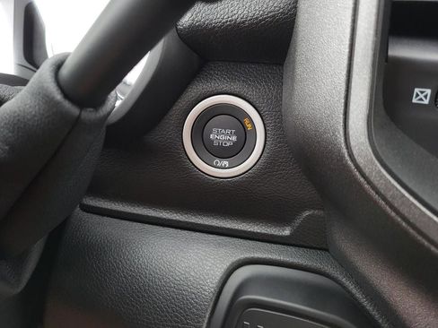 New 2025 RAM 2500 Tradesman w/ Chrome Appearance Group image 15