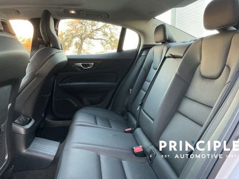 Certified 2025 Volvo S60 T8 Plus AWD/4WD image 32