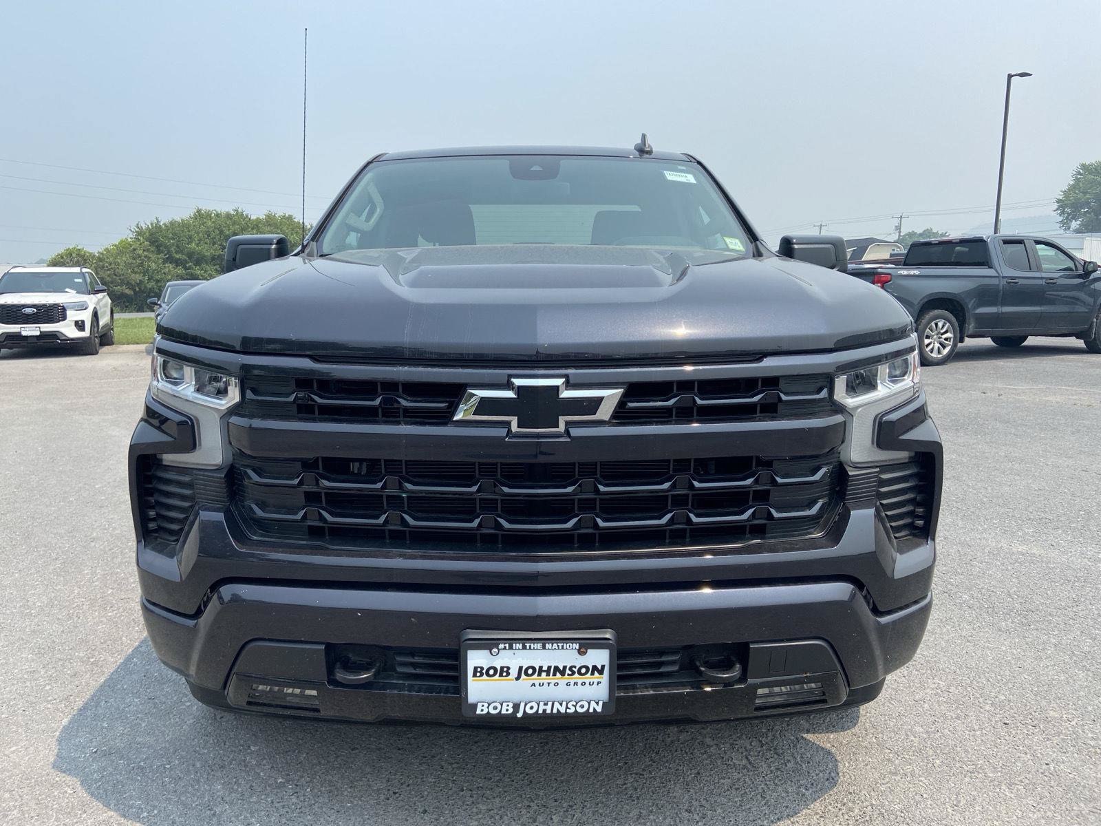 Used 2023 Chevrolet Silverado 1500 RST AWD/4WD image 2