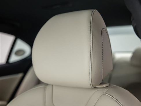 New 2026 Genesis G70 2.5T image 20