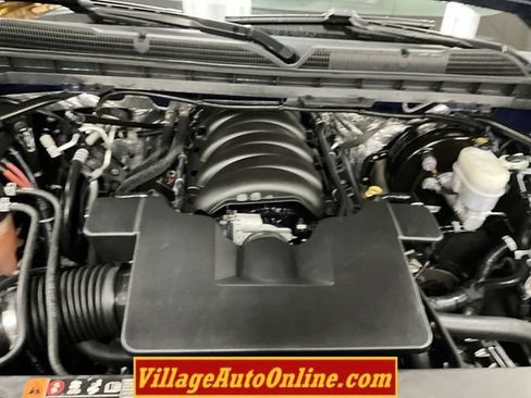 Used 2017 Chevrolet Silverado 1500 LT w/ All Star Edition AWD/4WD image 35