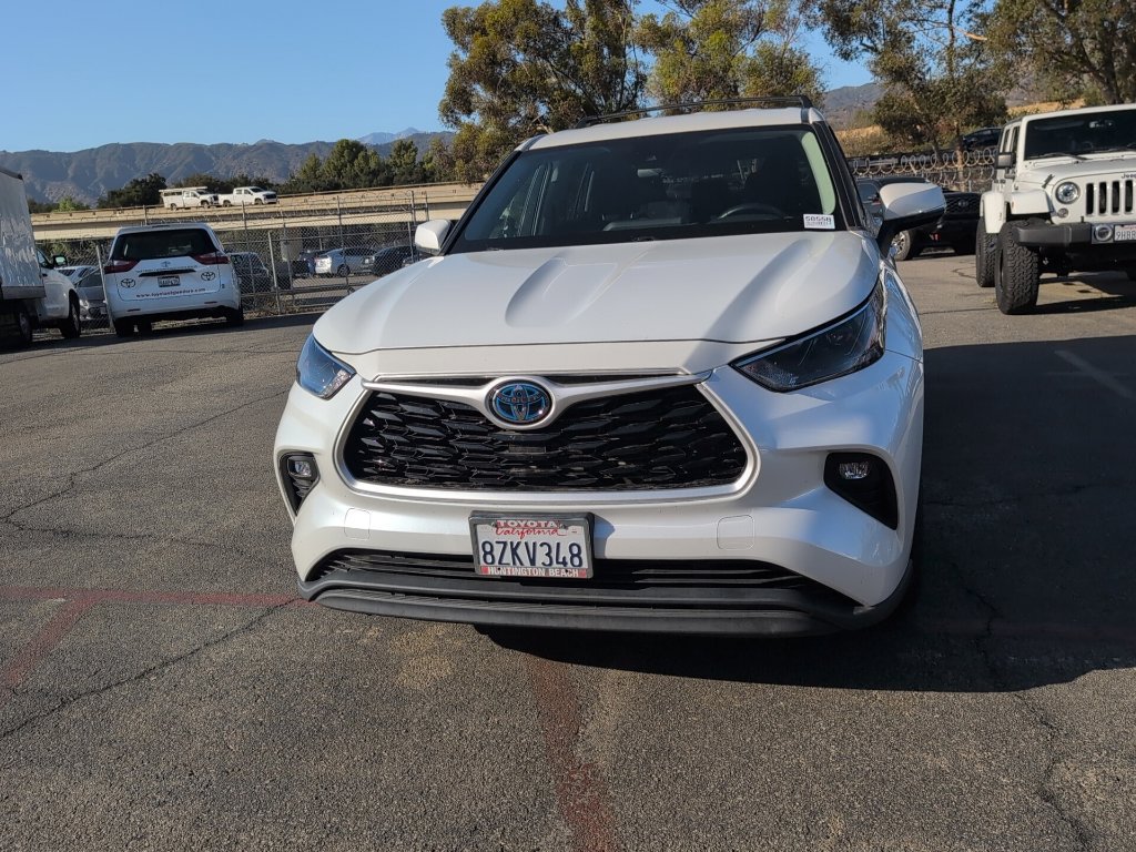 Used 2022 Toyota Highlander LE AWD/4WD image 8