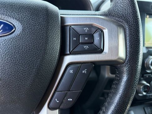 Used 2016 Ford F150 Platinum w/ Equipment Group 701A Luxury image 23