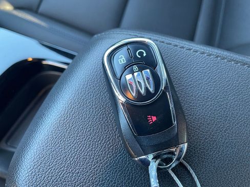 Used 2025 Buick Envista Sport Touring FWD image 22