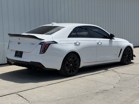 Used 2022 Cadillac CT4 V Blackwing w/ Carbon Fiber 1 Package RWD image 4