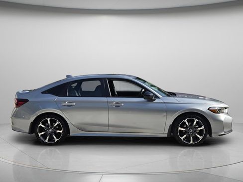 Certified 2025 Honda Civic Sport image 3