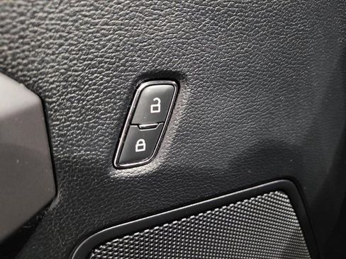 Used 2019 Ford F150 XLT w/ Equipment Group 301A Mid image 46