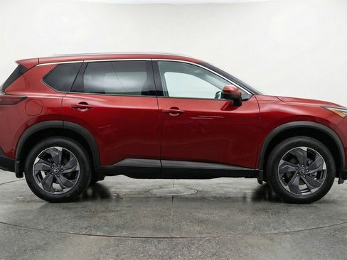 Used 2025 Nissan Rogue SV image 11