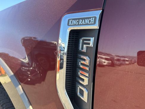 Used 2017 Ford F250 King Ranch w/ King Ranch Ultimate Package AWD/4WD image 12