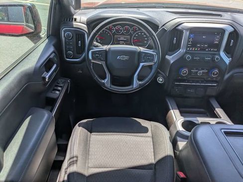 Used 2019 Chevrolet Silverado 1500 RST image 16