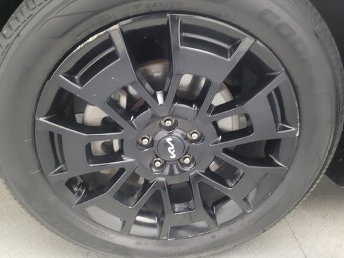 Used 2022 Kia Telluride SX w/ SX Prestige Package AWD/4WD image 31