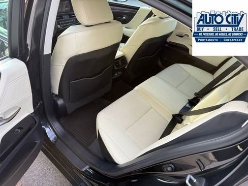 Used 2022 Lexus ES 350 w/ Premium Package FWD image 34