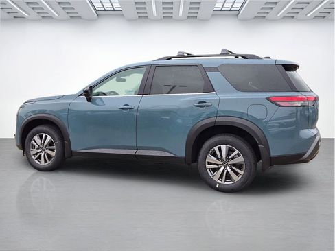 New 2026 Nissan Pathfinder SL AWD/4WD image 7