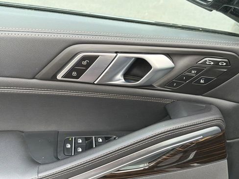 Used 2025 BMW X6 xDrive40i image 23