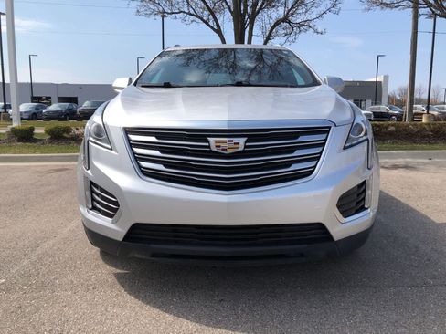 Used 2018 Cadillac XT5 AWD w/ LPO, Wheel Lock Package image 2