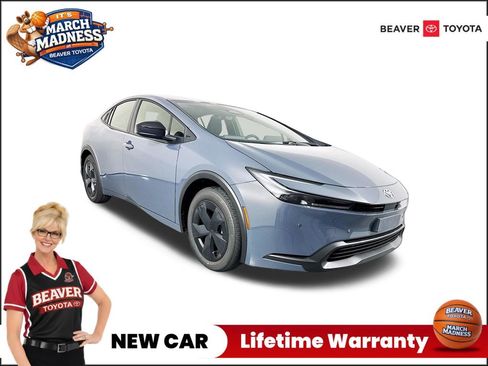 New 2026 Toyota Prius LE image 1