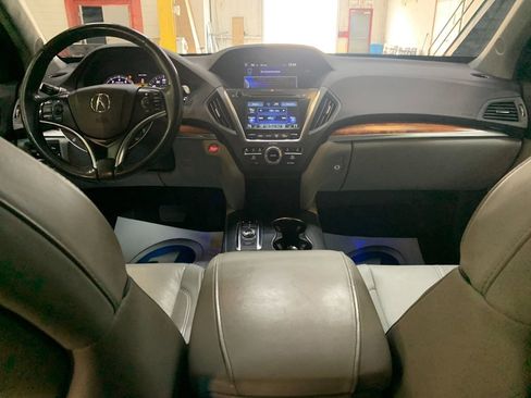 Used 2017 Acura MDX SH-AWD w/ Advance Package image 16