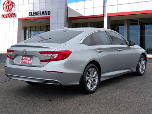 Used 2018 Honda Accord LX image 7