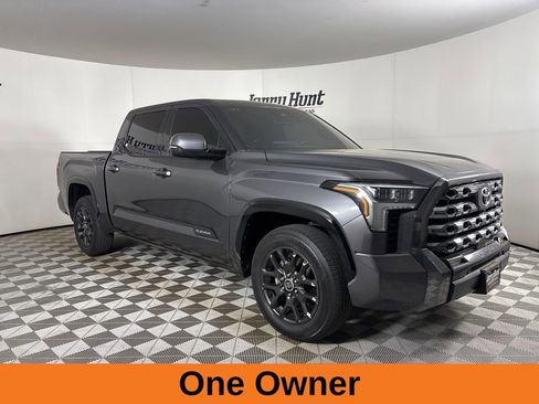 Used 2023 Toyota Tundra Platinum RWD image 4