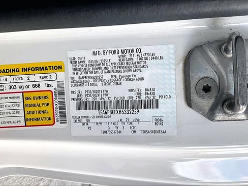 Used 2017 Ford Mustang GT Premium w/ Equipment Group 401A image 29