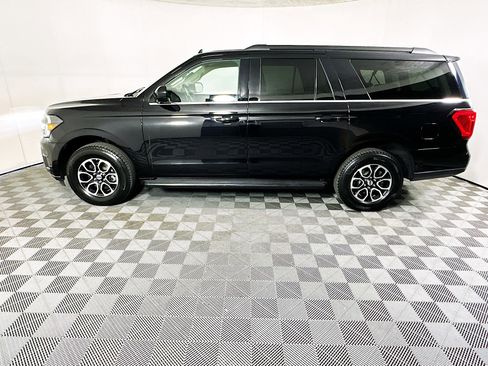 Used 2024 Ford Expedition Max XLT image 6