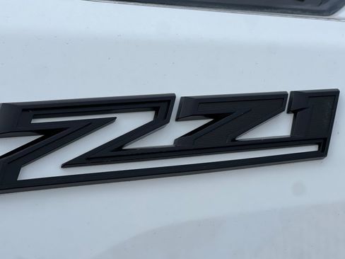 Used 2024 Chevrolet Silverado 3500 LT w/ Z71 Sport Edition image 23