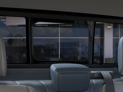 New 2025 Ford Maverick Lariat w/ 4K Tow Package image 24