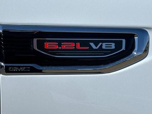 New 2026 GMC Sierra 1500 Denali w/ Denali Reserve Package AWD/4WD image 32