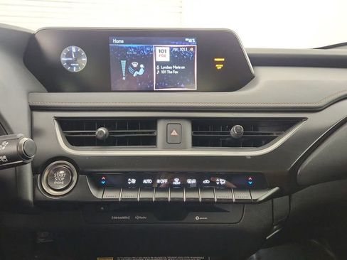 Used 2021 Lexus UX 200 w/ Accessory Package (Z2) FWD image 13