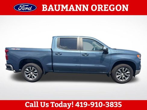Used 2024 Chevrolet Silverado 1500 LT AWD/4WD image 2