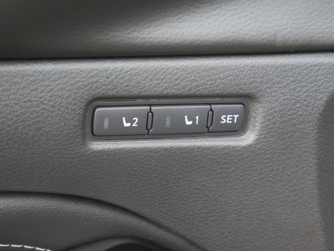 Certified 2021 Nissan Altima 2.5 Platinum image 33