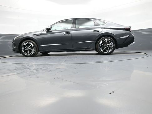 Certified 2025 Hyundai Sonata SEL FWD image 32