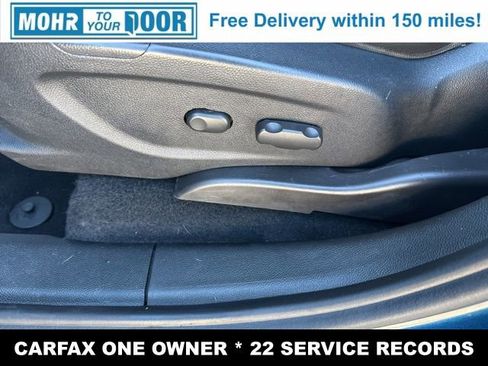 Used 2020 Chevrolet Trax LT w/ LT Convenience Package image 11