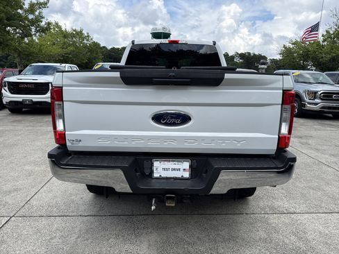 Used 2019 Ford F250 XLT AWD/4WD image 6