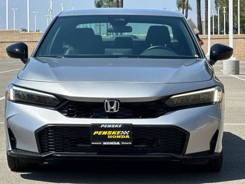 Used 2025 Honda Civic Sport image 9