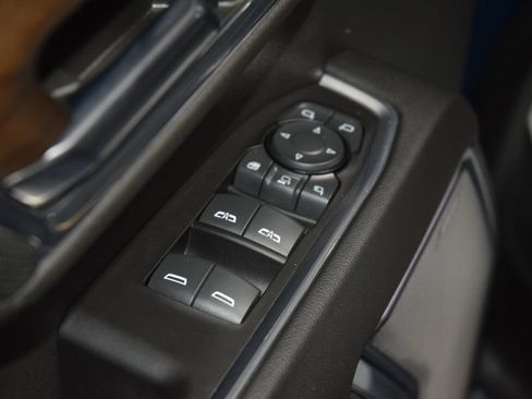 Used 2024 Chevrolet Silverado 2500 High Country w/ High Country Premium Package AWD/4WD image 55