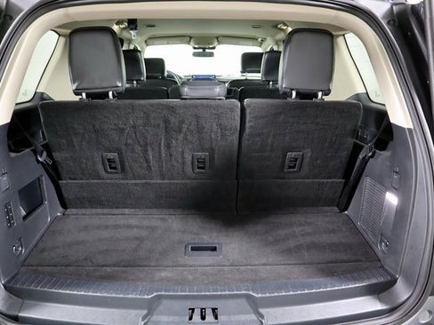 Used 2024 Ford Expedition XLT image 15
