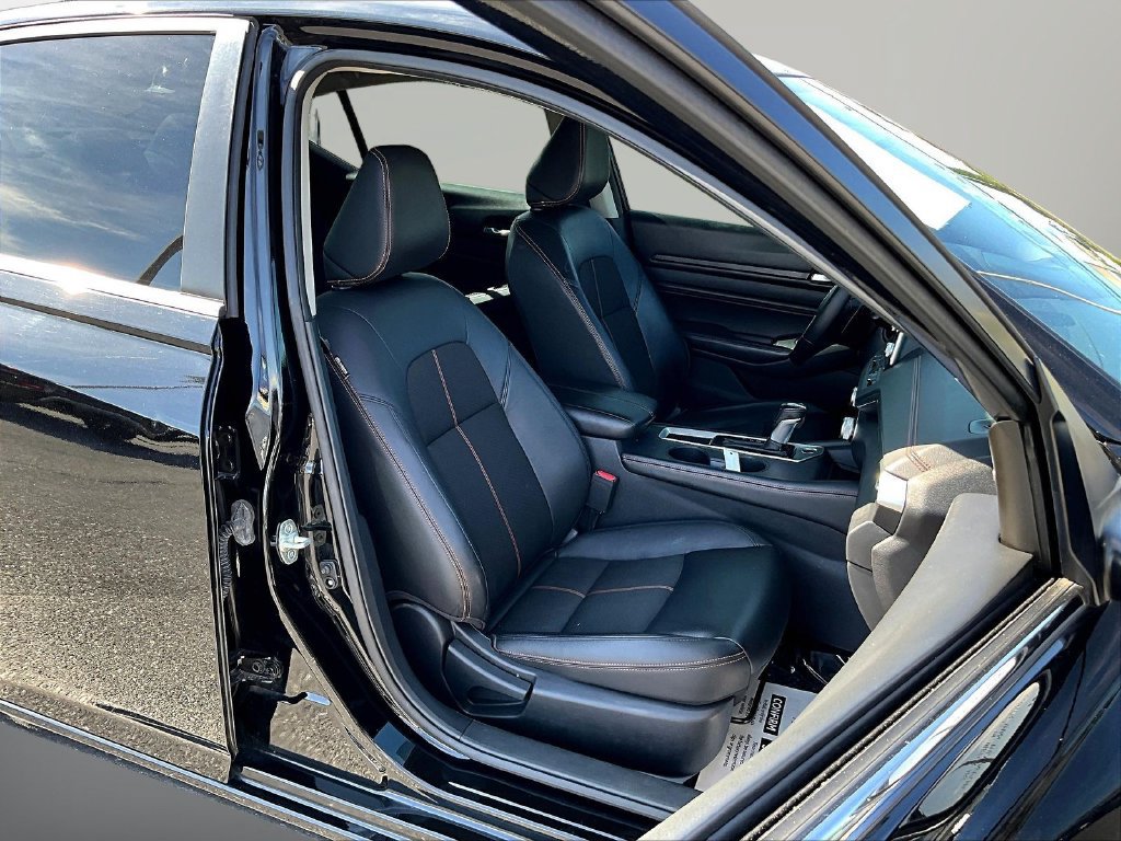 Used 2020 Nissan Altima 2.5 SR FWD image 30