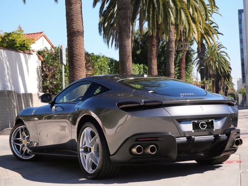 Used 2023 Ferrari Roma image 8