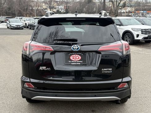 Used 2017 Toyota RAV4 Limited image 6