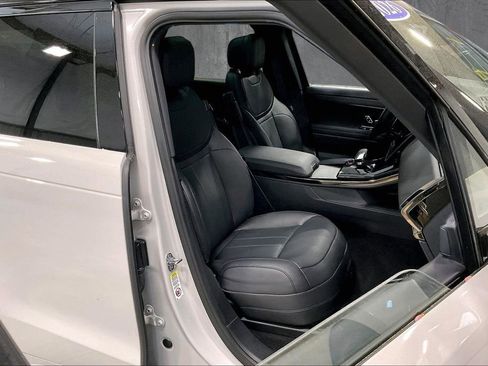 Used 2026 Land Rover Range Rover Sport Dynamic SE AWD/4WD image 29
