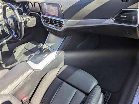 Used 2020 BMW 330i Sedan w/ Convenience Package image 21