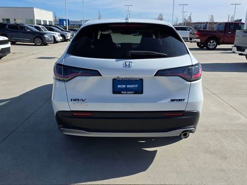 New 2026 Honda HR-V Sport image 4