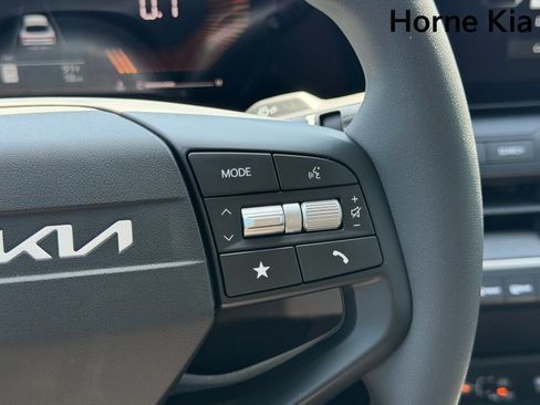 New 2026 Kia K4 FWD image 13