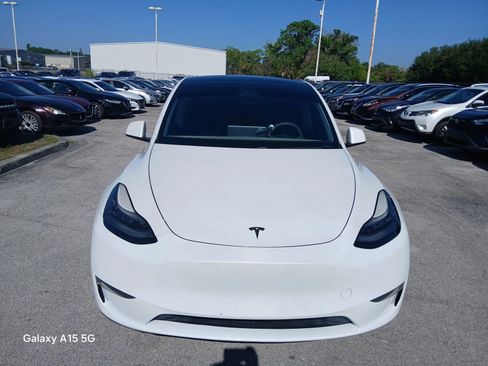 Used 2020 Tesla Model Y Long Range AWD/4WD image 3