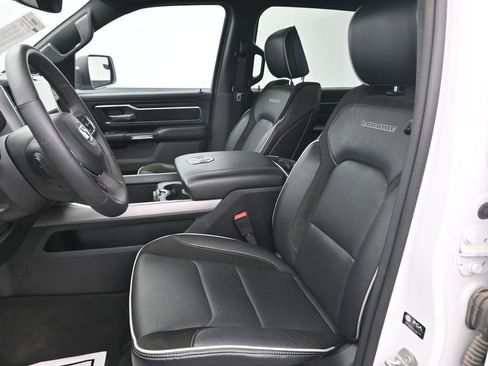 Used 2025 RAM 1500 Laramie image 9