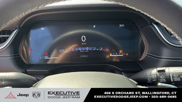 Used 2023 Jeep Grand Cherokee L Limited AWD/4WD image 15