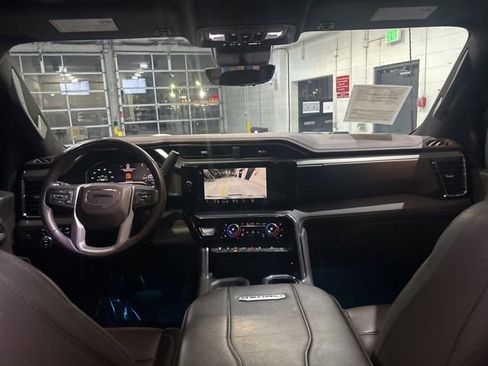 Used 2024 GMC Sierra 2500 Denali w/ Denali Reserve Package image 31