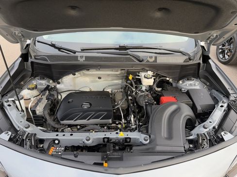 Used 2022 Buick Encore GX Select w/ Sport Touring Package image 9