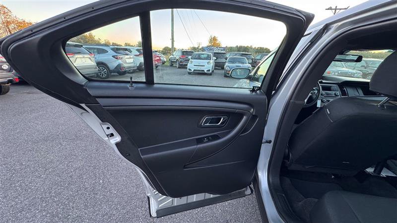 Used 2015 Ford Taurus Police Interceptor AWD image 31